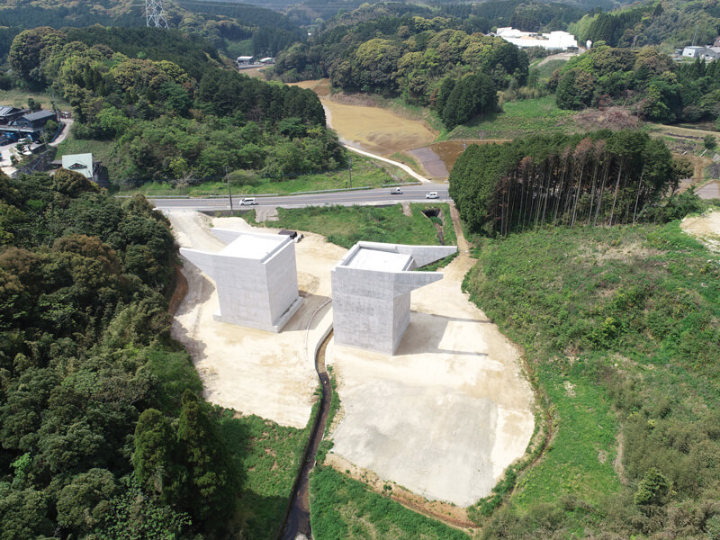 令和１年　肥前呼子線道路A2橋台工1